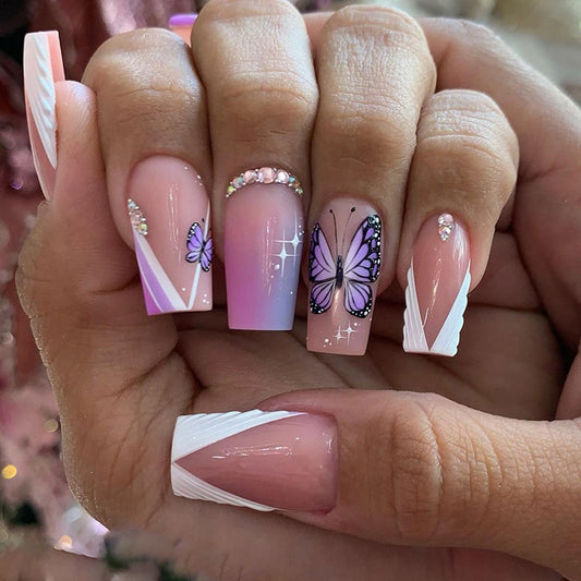 Nails, affordable nails, fancy nails, pakistan